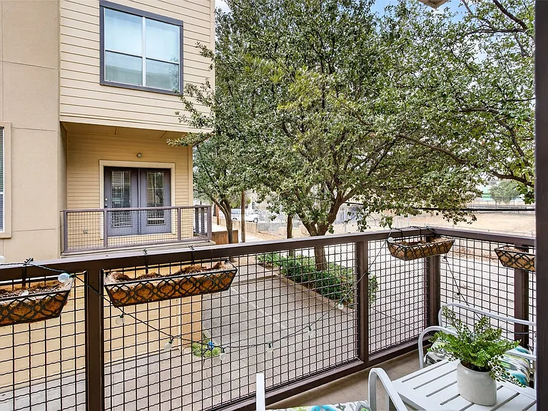 4050 McKinney Ave #12 — Photo 25