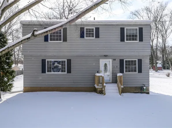 2144 Echo Rd, Stow, OH 44224