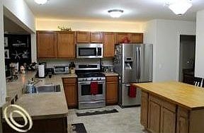 5th image of 26 Millstone Ct