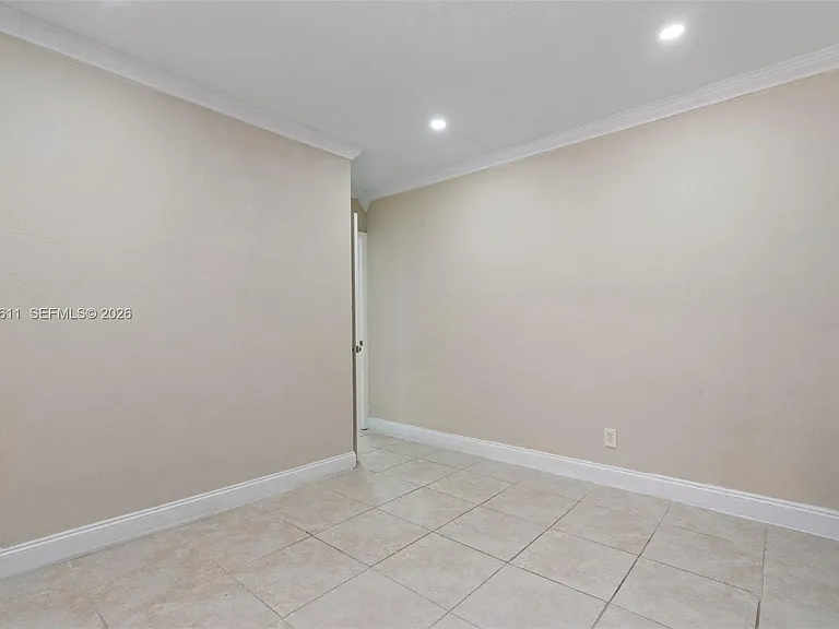 1025 Sylvania Blvd — Photo 22