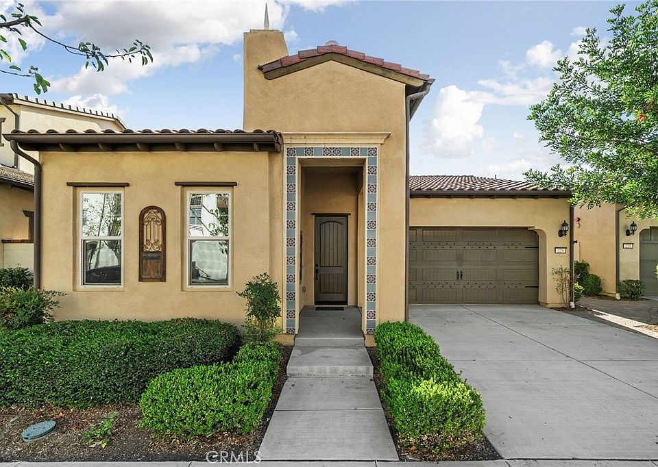 1st image of 229 Buena Vida Dr