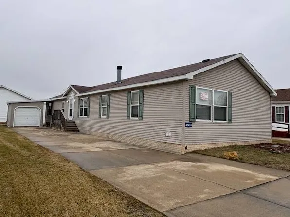 45453 Catalpa Blvd, Macomb, MI 48044