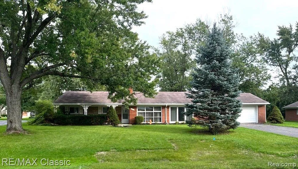 28232 Bayberry Rd photo 1