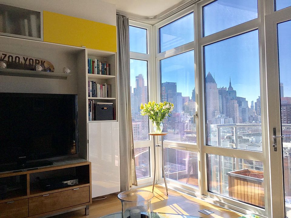 1st image of 555 W 59th St APT 23E