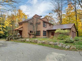 290 Ash St, North Conway, NH 03860