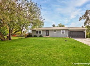 209 Cass St, Spring Grove, IL 60081