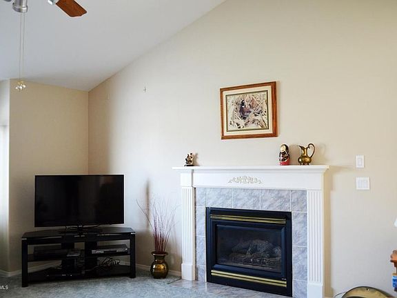 Living Room Gas Fireplace