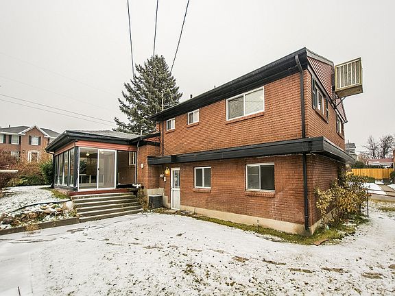 3rd image of 2621 E Spring Haven Dr