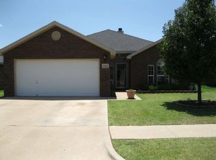 6811 86th St, Lubbock, TX 79424