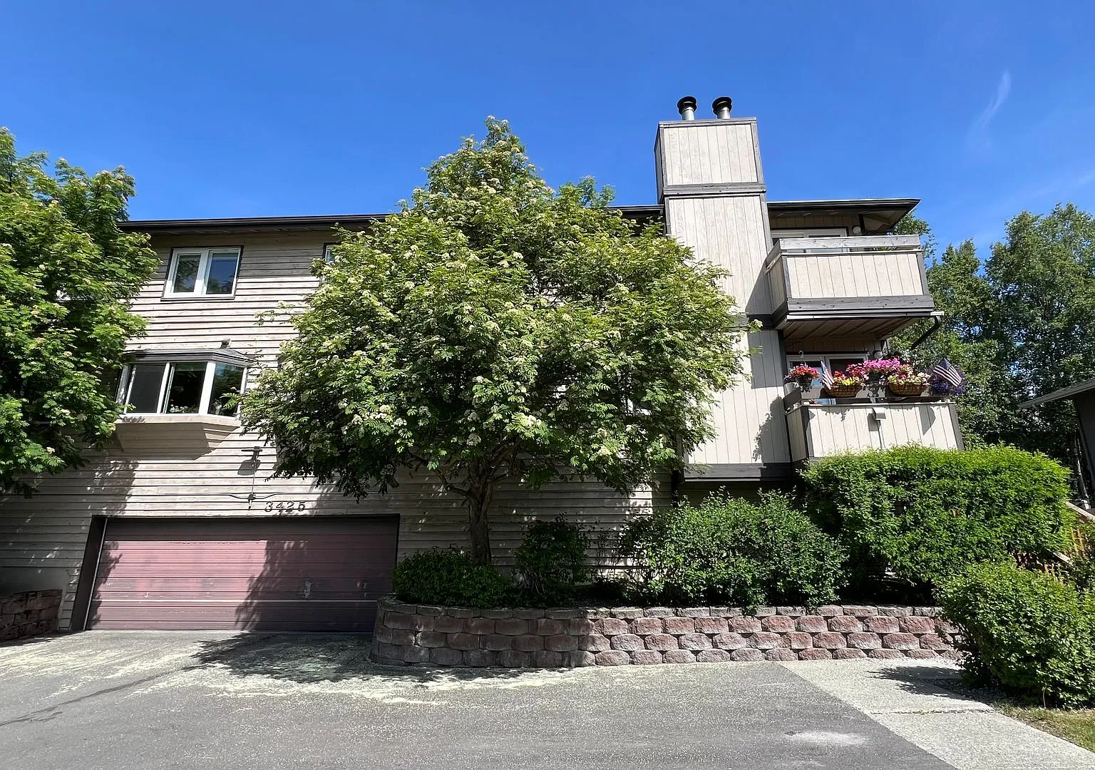 Lake Hood views! (2) Bed / (2) Bath Condo w/ Heated Garage Parking! — Photo 3
