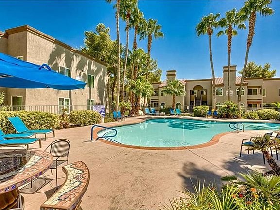 2nd image of 3145 E Flamingo Rd APT 1039