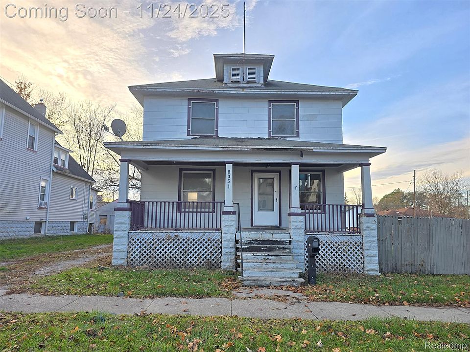 1st image of 805 N Linn St