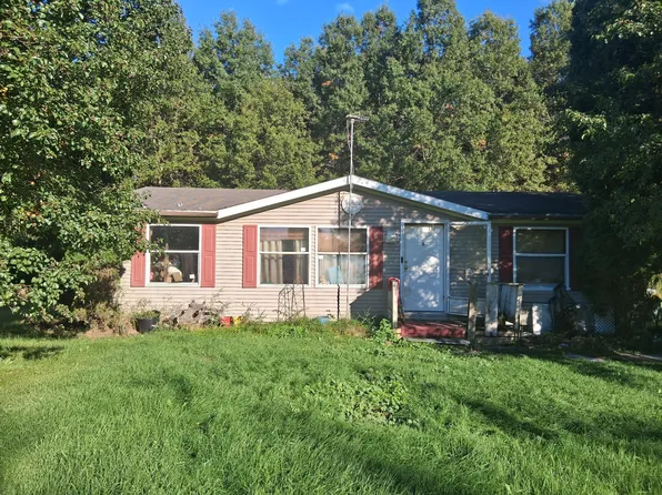 9091 S Hemlock Rd, Saint Charles, MI 48655