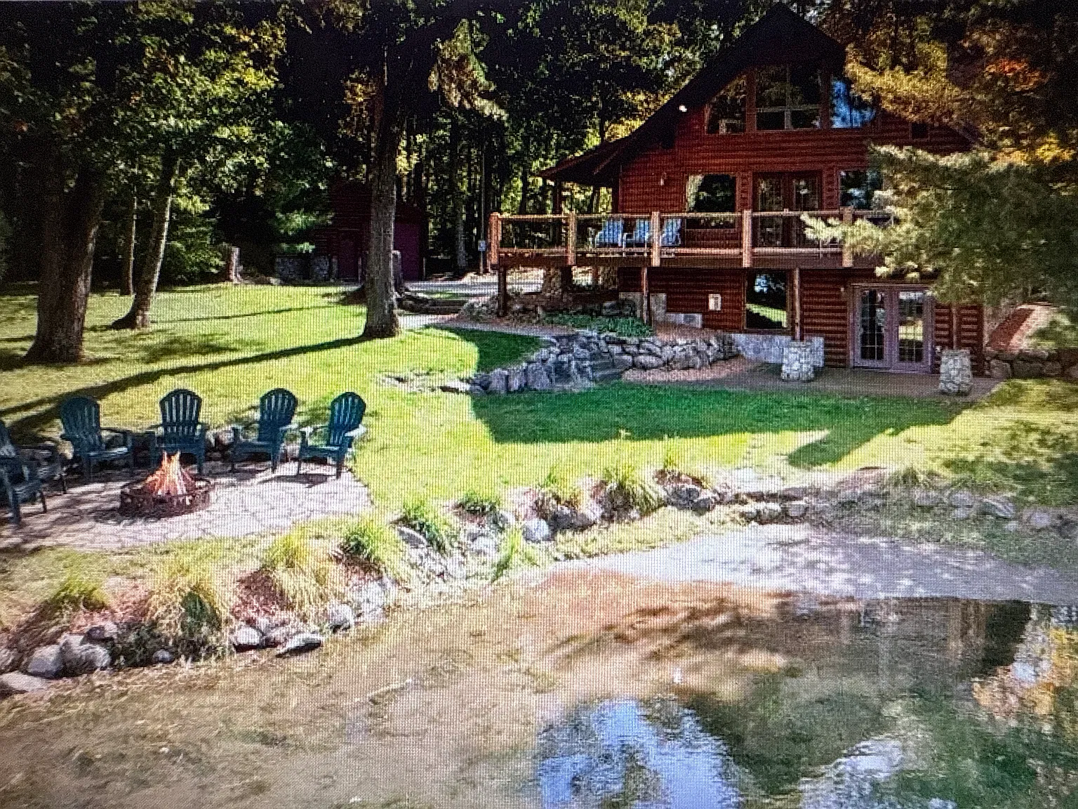 4 bed, 1967 sqft, $2,500 — Photo 2