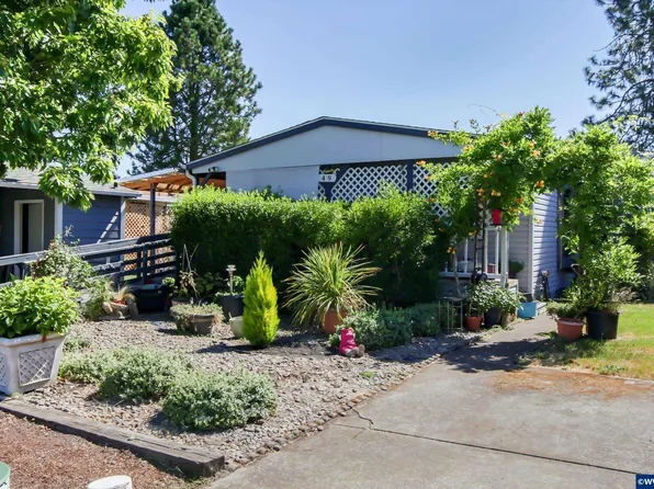 31919 N Lake Creek Dr, Tangent, OR 97389