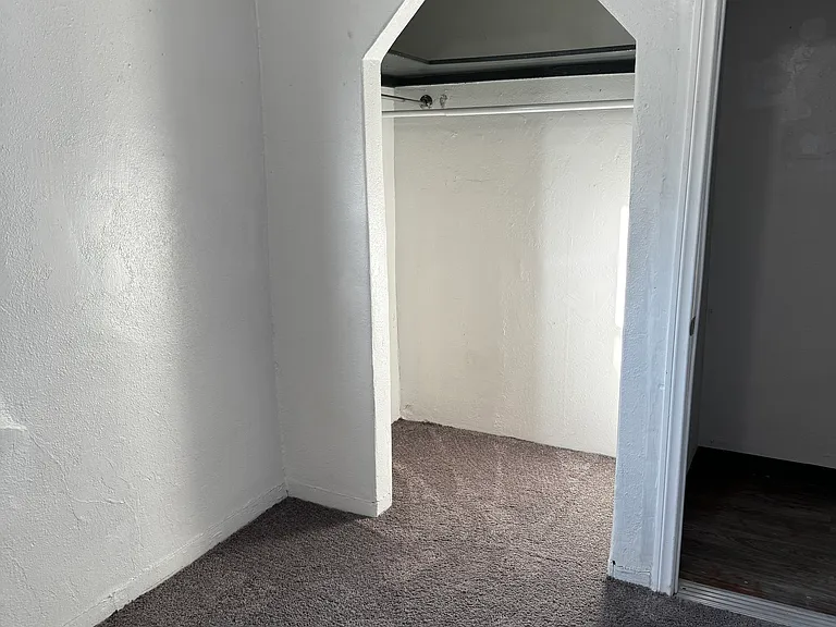16828 E St #A — Photo 8