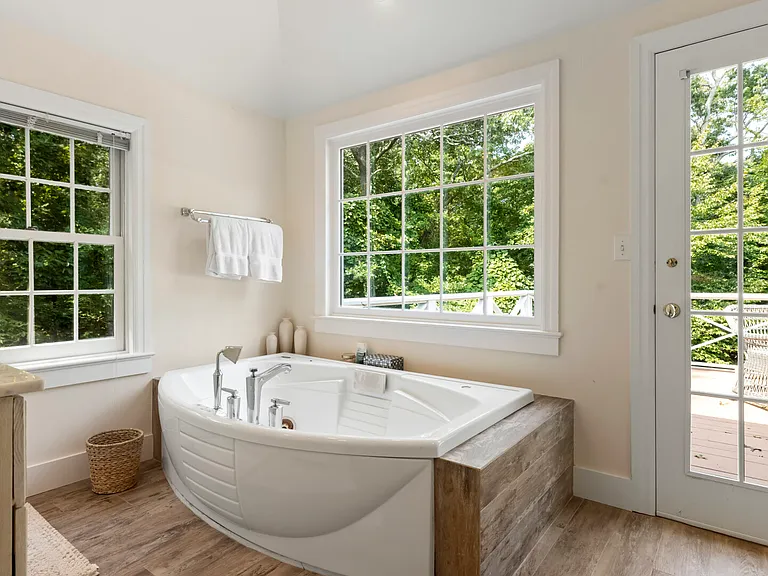 16 Alexis Ct — Photo 19