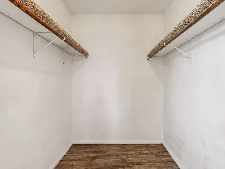 207 Maple Street — Photo 19