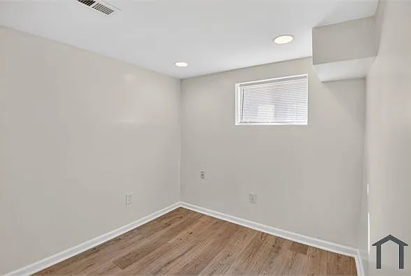 141 Uhland Ter NE #B — Photo 9