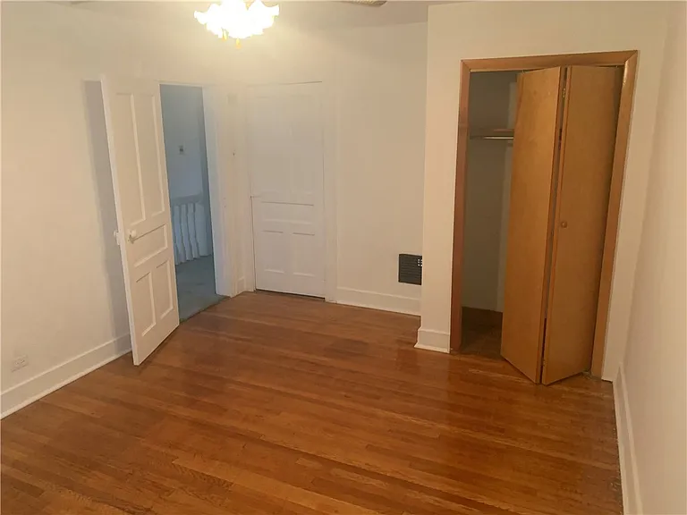 266 Beaver St — Photo 18