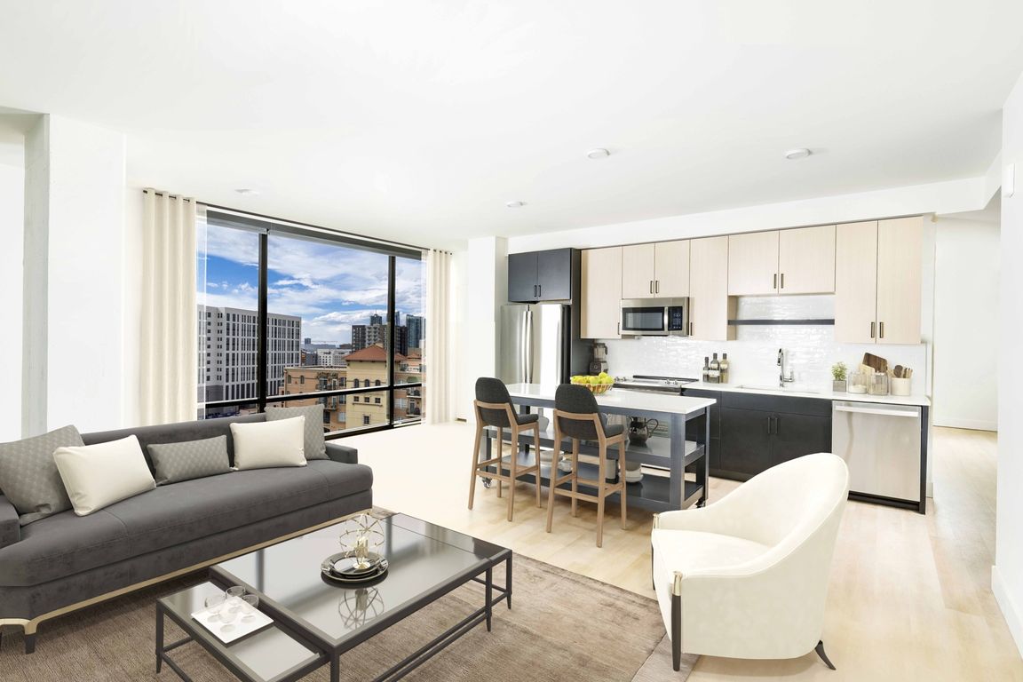 Welcome to Modera Golden Triangle, Denver's premier living destination. Choose from our selection of studio, 1-, 2-, and 3-bedroom homes, featuring versatile den and loft layouts to suit your lifestyle.