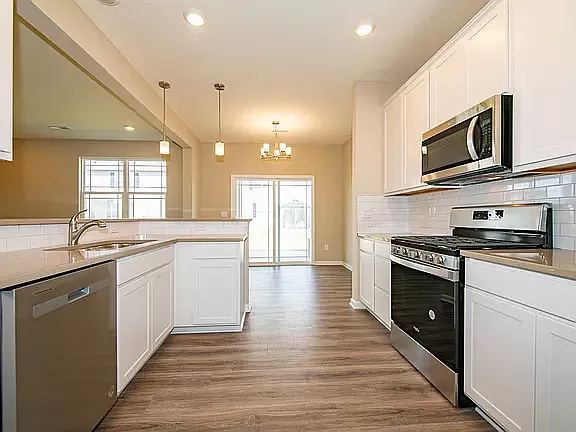 6438 Yuma Ct — Photo 12