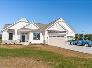 787 Fair Vista Circle St SW, Hartville, OH