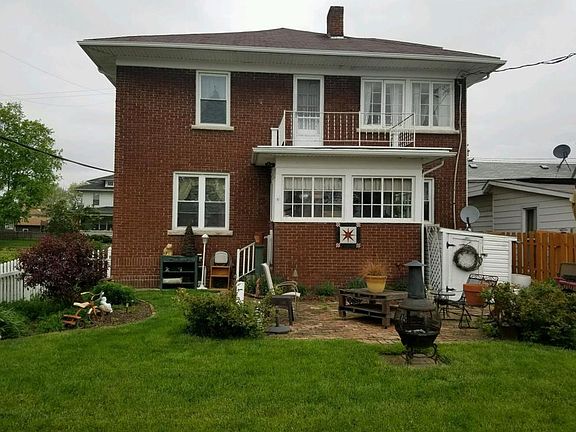 4th image of 703 Washington Ave