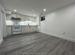 59 Clydesdale Dr #C15, Toronto, ON M2J 3N1