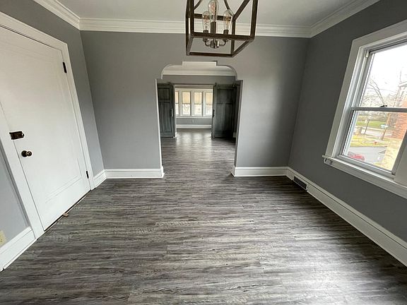 4th image of 1689 Meriline St APT 4