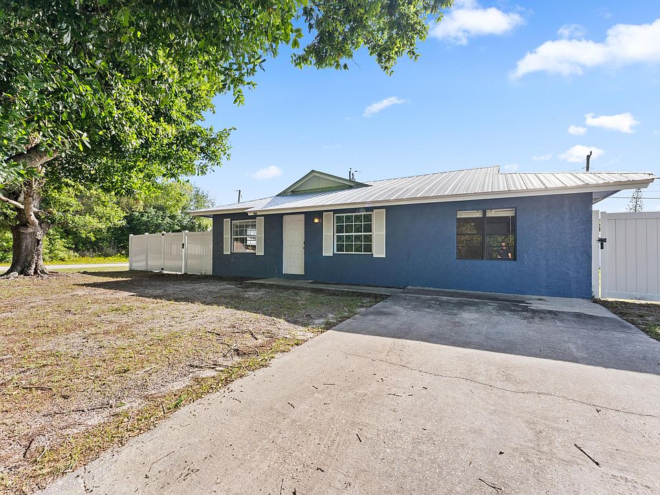 1st image of 304 8th Avenue SW