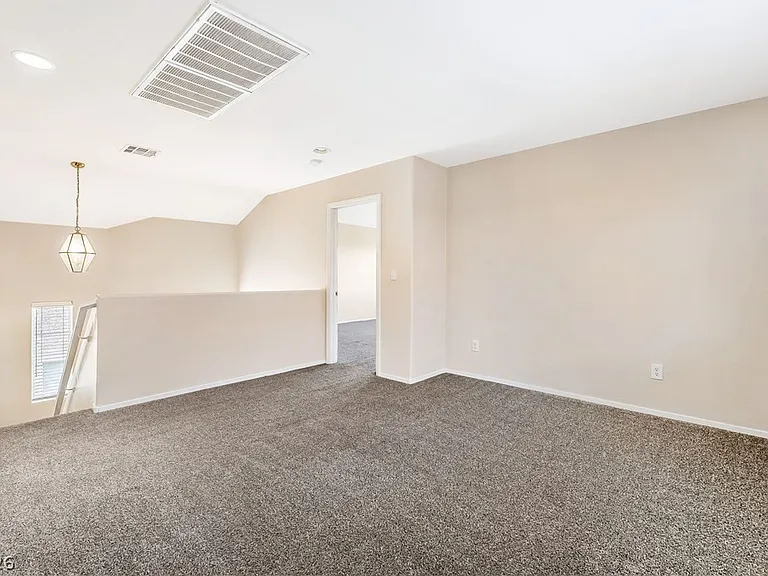 8104 Caspian Moon Dr — Photo 17