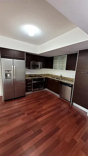 41 SE 5th St #709 Photo 1