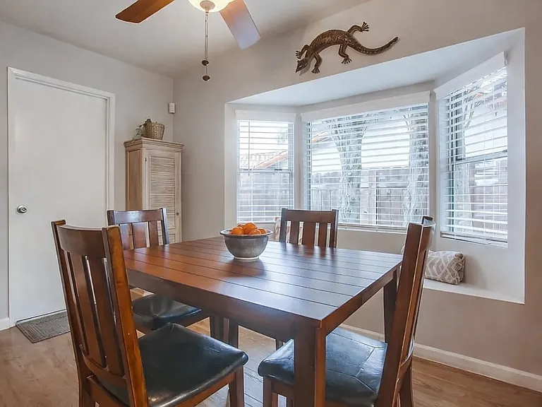 1140 Harding St — Photo 10