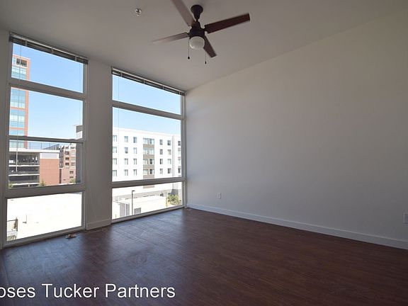 4th image of 414 E Capitol Ave #204