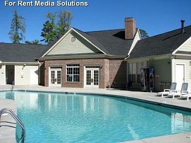 4th image of 4410 Feldspar Ct APT 1B