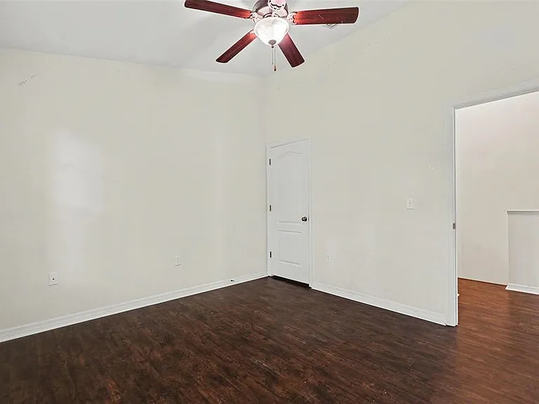 5520 Kinglethill Dr — Photo 13