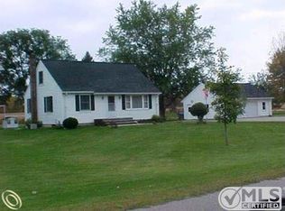 5159 Oak Rd, Vassar, MI 48768