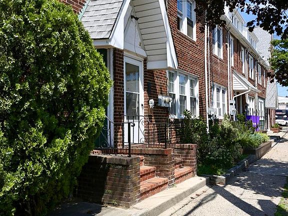 2nd image of 645 Willis Ave
