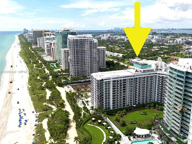 10275 Collins Ave #323 — Photo 41