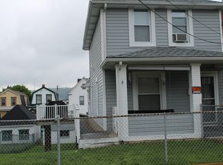 753 8th St, Pitcairn, PA 15140