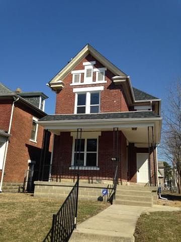 2nd image of 578 Carpenter St