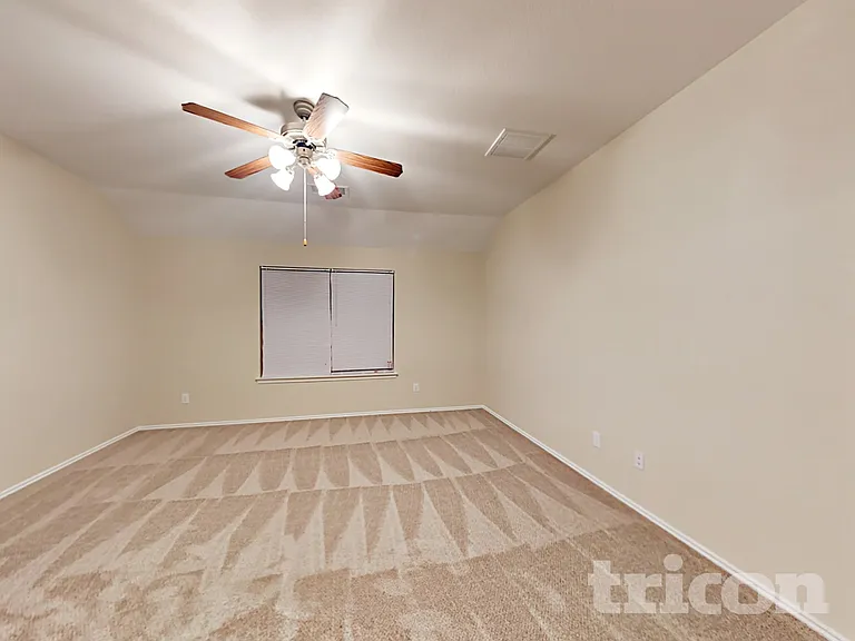10338 Whisper Bluff Dr — Photo 17