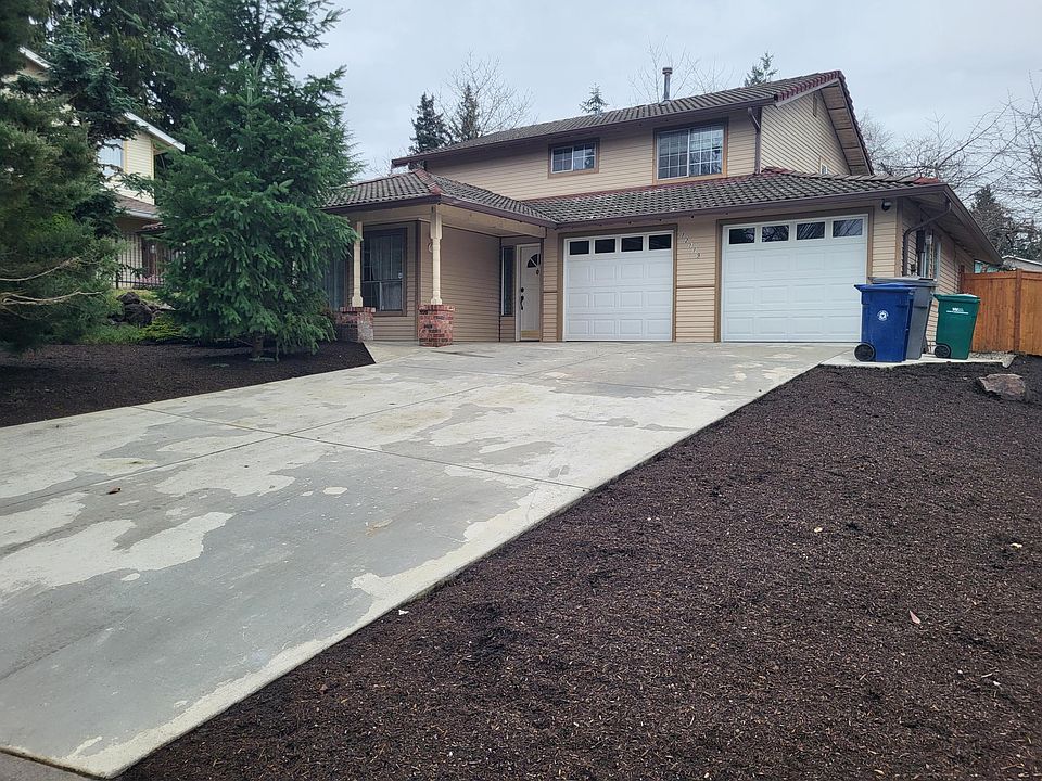 Beautiful 2 story, 4 bed, 2.5 bath home with 2 car garage, plenty of parking and fenced back yard