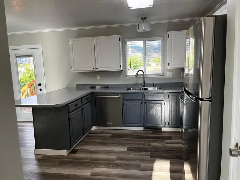 1442 N 900 W — Photo 3