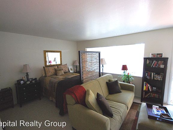 5th image of 1209 Bellevue Ave APT 10