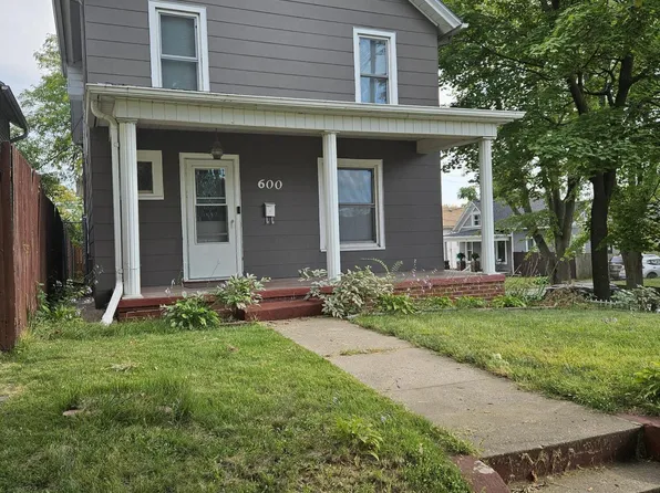 600 E 8th St, Muscatine, IA 52761