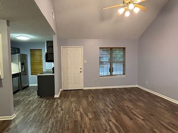 4th image of 5531 Ginners Dr