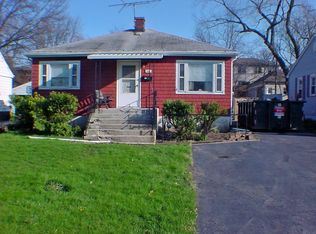 341 Sheldon Ave, Downers Grove, IL 60515