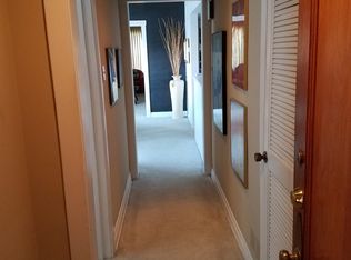 5920 W Cullom Ave #2F, Chicago, IL 60634